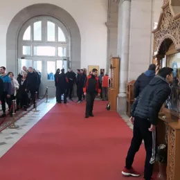 Акатист Светом Василију Острошком служен у Никшићу