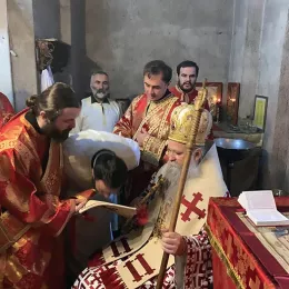 Владика Јоаникије у Ђурђевим Ступовима поручио: Чувамо темеље Црне Горе