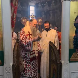 Владика Јоаникије у Ђурђевим Ступовима поручио: Чувамо темеље Црне Горе