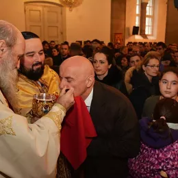 Владика Јоаникије: Острог је тврди бедем свима нама заједно са Светим Василијем Острошким