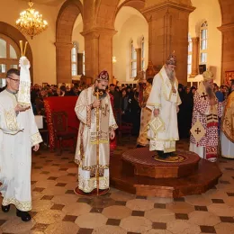 Владика Јоаникије: Острог је тврди бедем свима нама заједно са Светим Василијем Острошким