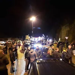 Подршка СПЦ и из Бијелог Поља: Блокирали улаз и заобилазницу у Ракоњама