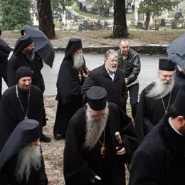 Мошти Светог Василија у саборном храму у Никшићу