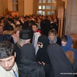 Мошти Светог Василија у саборном храму у Никшићу