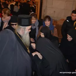 Мошти Светог Василија у саборном храму у Никшићу