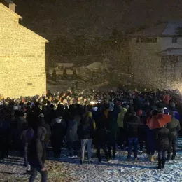 Више од три хиљада вјерника на молебану у Ђурђевим Ступовима