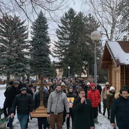 Ђурђеви Ступови: Светиња Божанска, небеска нас оснажује, утврђује у међусобној љубави и чврстој одлуци да бранимо своје светиње