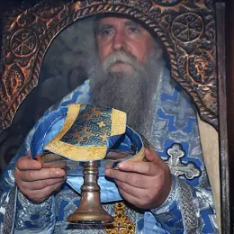 Епископи Јоаникије и Кирило богослужили у Горњем Острогу