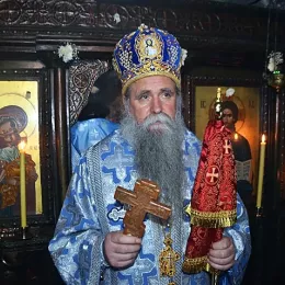 Епископи Јоаникије и Кирило богослужили у Горњем Острогу