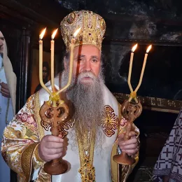 Владика Јоаникије у Горњем Острогу