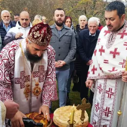 Молитвено прослављен Свети апостол и јеванђелист Матеј у храму на Вилусима