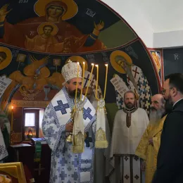 Епископ Методије богослужио у Долима пивским