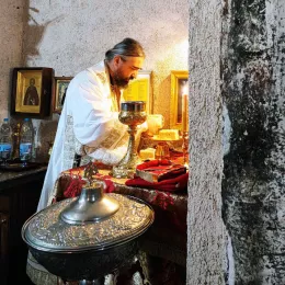 Епископ Методије богослужио у манастиру Ђурђеви Ступови