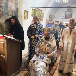 Епископ Методије богослужио у Драговољићима