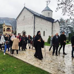 Литургијским сабрањем у Жупском манастиру прослављен Свети Амфилохије Иконијски