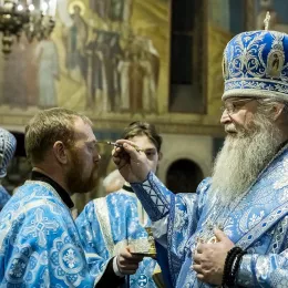 Епископ Методије на свеноћном бденију уочи престоног празника саборног храма Кузбаса