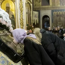 Епископ Методије на свеноћном бденију уочи престоног празника саборног храма Кузбаса