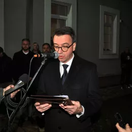 Споменик ”Светом Благовјерном Великом Кнезу Александру Невском” у Никшићу