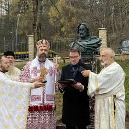 Споменик великом и благовјерном кнезу Светом Александру Невском откривен у Андријевици 