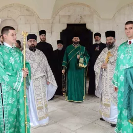 Крсна слава Краљевског дома Карађорђевић