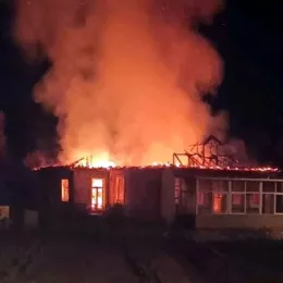 Изгорио конак манастира Доњи Брчели