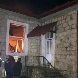 Изгорио конак манастира Доњи Брчели