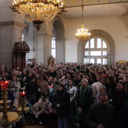 Света литургија у првој недељи божићног поста