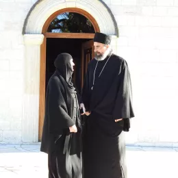 Епископ Методије освештао конак манастира Ратишевина