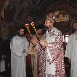 Епископ Методије освештао конак манастира Ратишевина