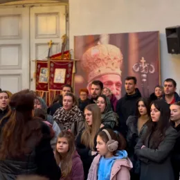 Литургијско сабрање у Саборној цркви Светог Василија Острошког у Никшићу