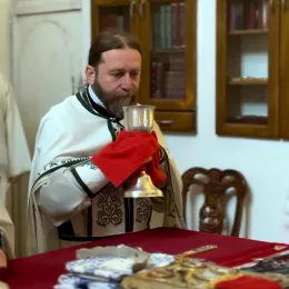 Литургијско сабрање у Саборној цркви Светог Василија Острошког у Никшићу