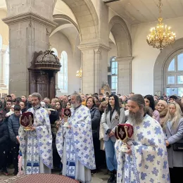 Митрополит Методије на празник Материце служио у никшићком Саборном храму