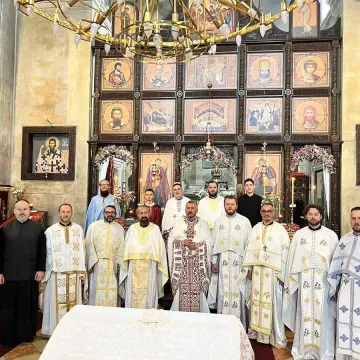 Прослава 24 године матуре IV генерације обновљене Цетињске богословије у Вићенци