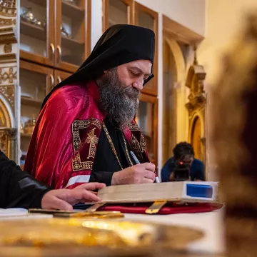 Игуман хиландарски Методије свечано дочекан у Никшићу