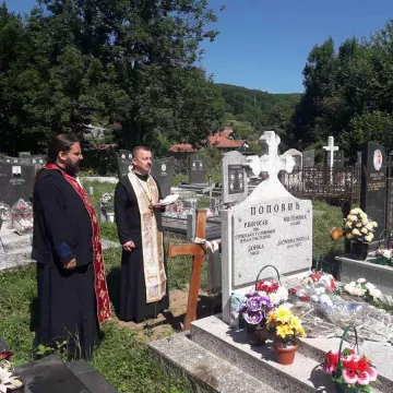 Четрдесетодевни помен професорици Донки Поповић из Бијелог Поља