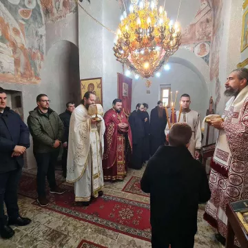 Епископ Методије богослужио у манастиру Добриловина