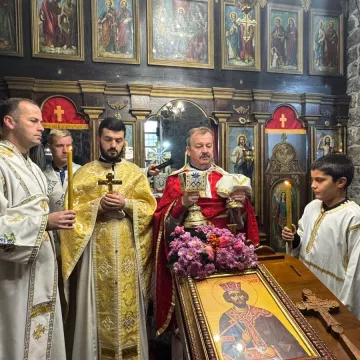 Литургија у Бијелом Пољу