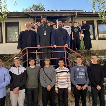 Владика Пајсије посјетио Цетињску богословију 