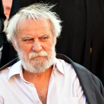 Божићни интервју са књижевником Милутином Мићовићем