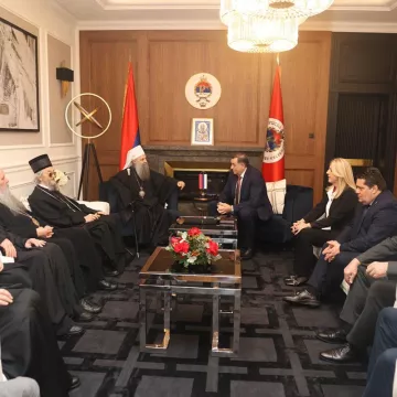 Патријарх Порфирије на састанку са председником Додиком: Циљ пресуде Суда БиХ јесте да делeгитимизује постојање Републике Српске