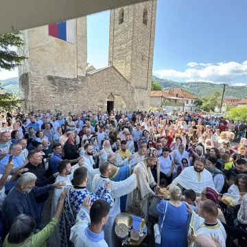  Прослављена храмовна слава цркве Светих апостола Петра и Павла у Бијелом Пољу