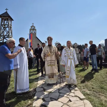 Прослављено Пребражење Господње, слава храма на Жабљаку