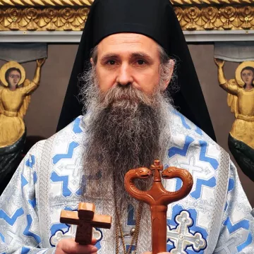 Распоред богослужења Епископа Јоаникија за Бадњи дан и Божић