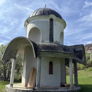 НАЈАВА: Света Архијерејска Литургија у Горњем Заостру