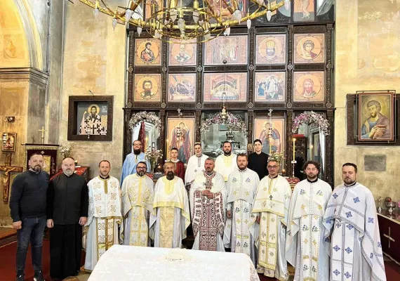 Прослава 24 године матуре IV генерације обновљене Цетињске богословије у Вићенци