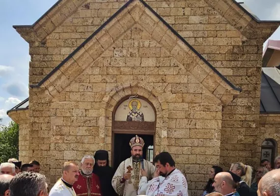 Архијерејска Литургија и освећење цркве у Лијесци код Томашева