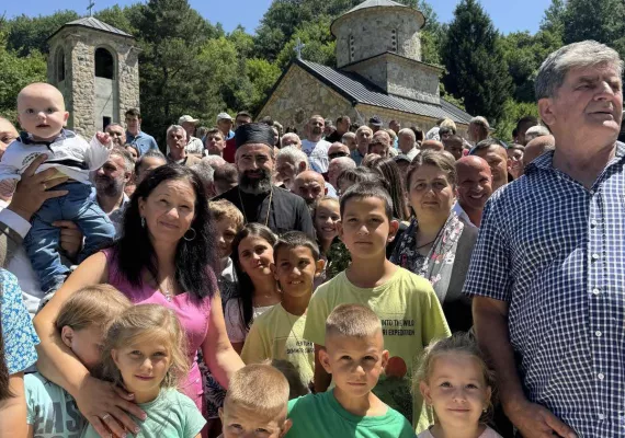 Ивањдан молитвено прослављен у Црнчи, богослужио Епископ Методије