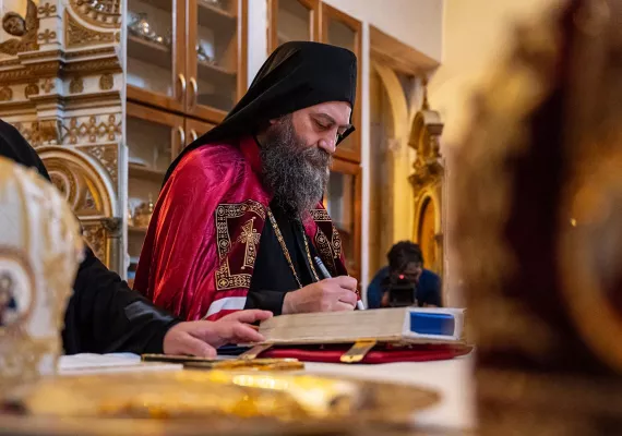 Игуман хиландарски Методије свечано дочекан у Никшићу