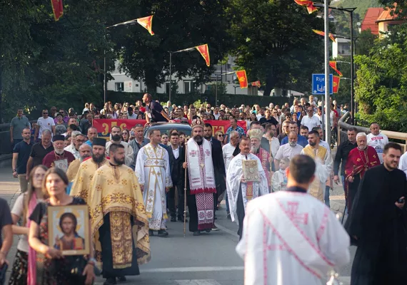 Величанствена Петровданска литија кроз Бијело Поље