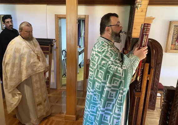 Видовдан свечано прослављен у острошком скиту Јован До